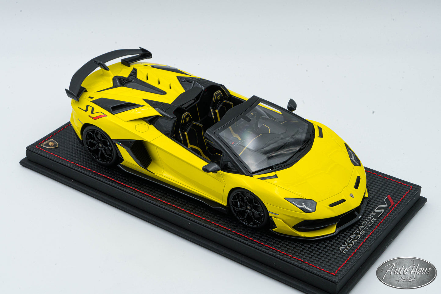 1/18 MR Collection Lamborghini Aventador SVJ Roadster Yellow