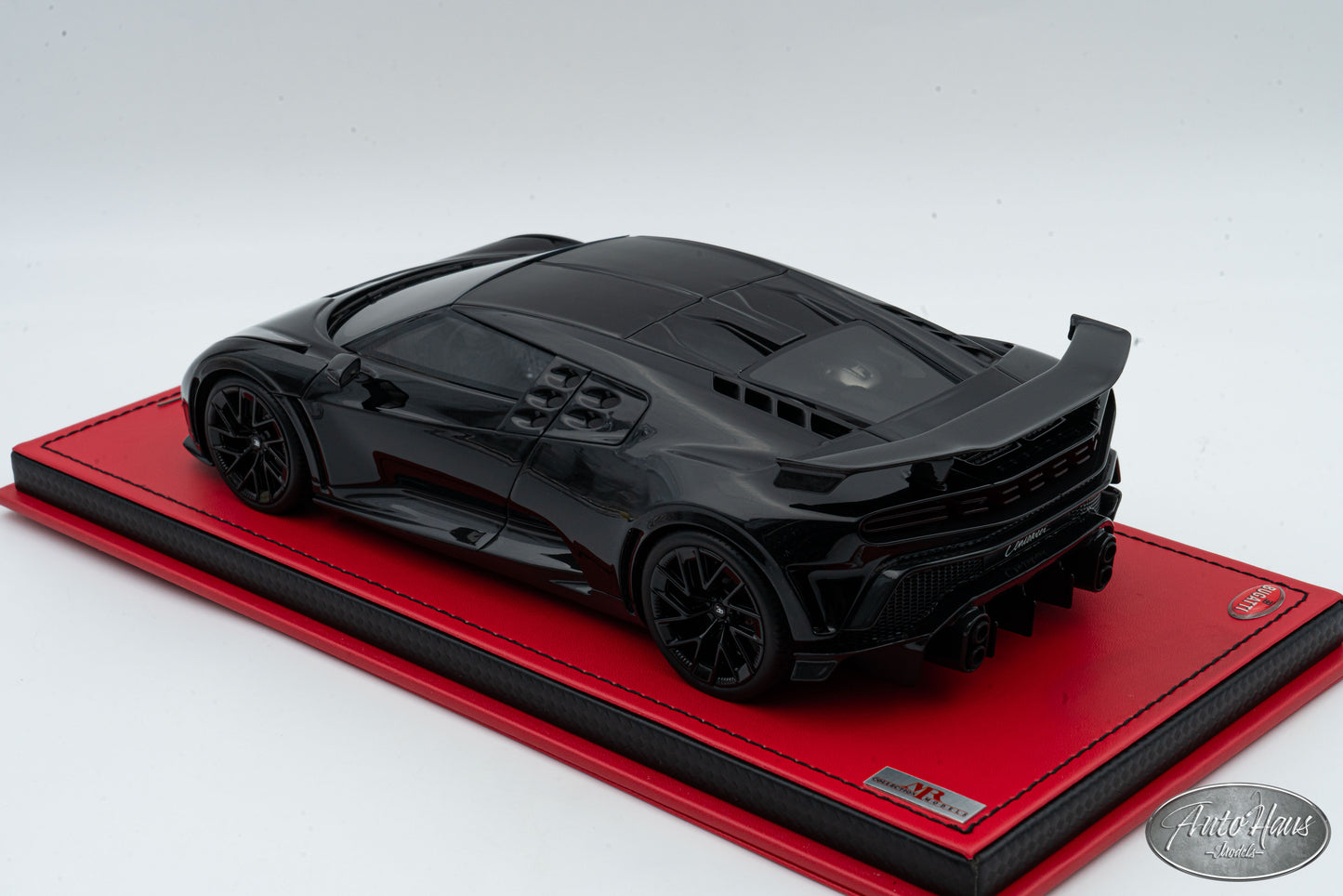 1/18 MR Collection Bugatti Centedieci Full Black