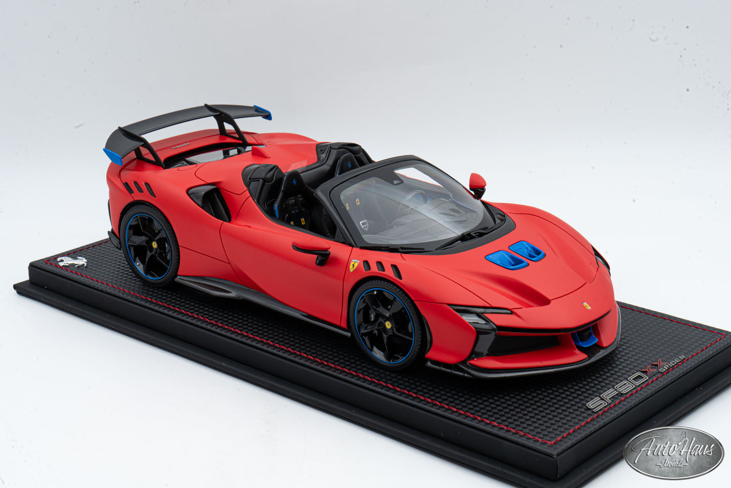 1/18 MR Collection Ferrari SF90 XX Spider Rosso Le Mans Matt Red FE042SE1