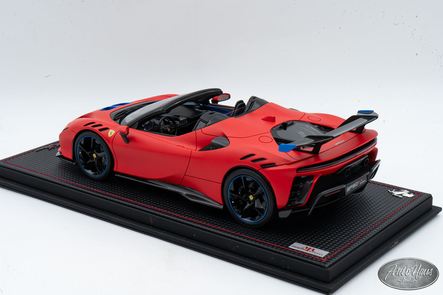 1/18 MR Collection Ferrari SF90 XX Spider Rosso Le Mans Matt Red FE042SE1