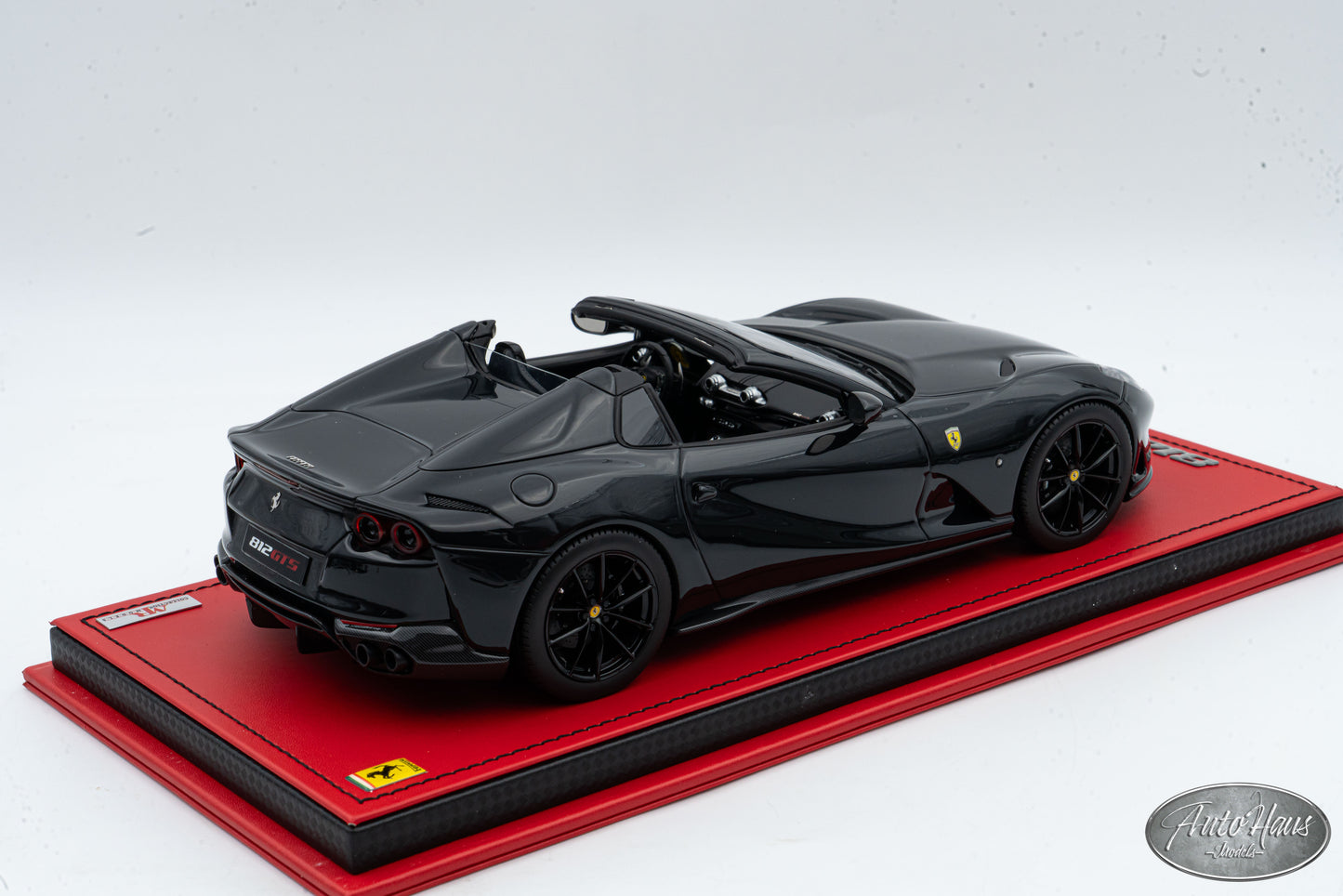 1/18 MR Collection Ferrari 812 GTS Lady in Black