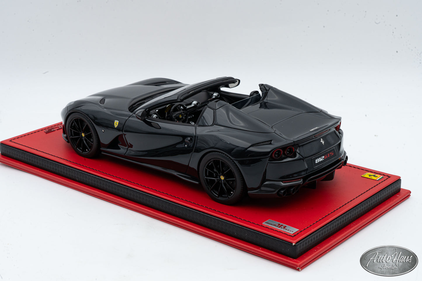 1/18 MR Collection Ferrari 812 GTS Lady in Black