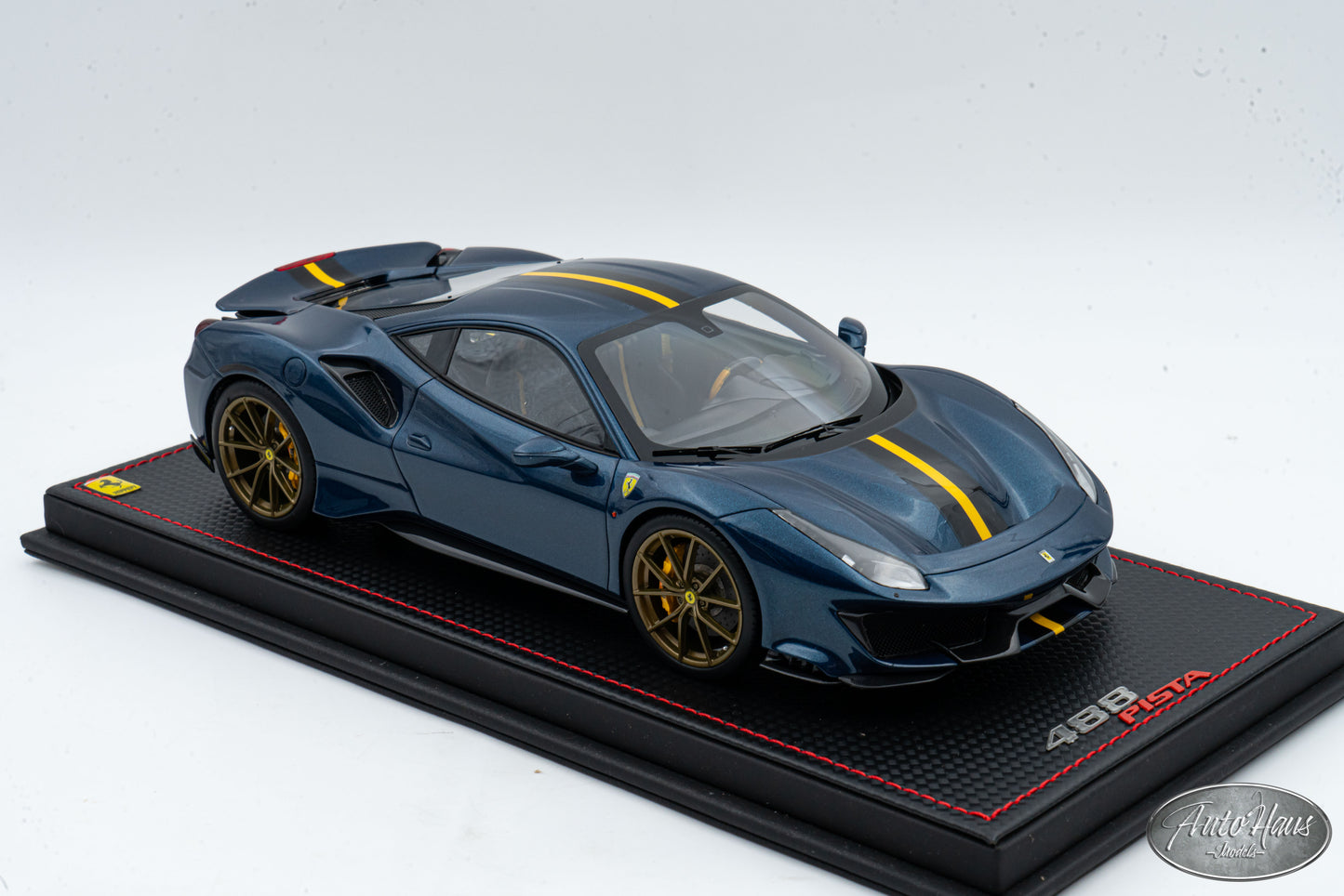 1/18 MR Collection Ferrari 488 Pista Abu Dhabi Blue