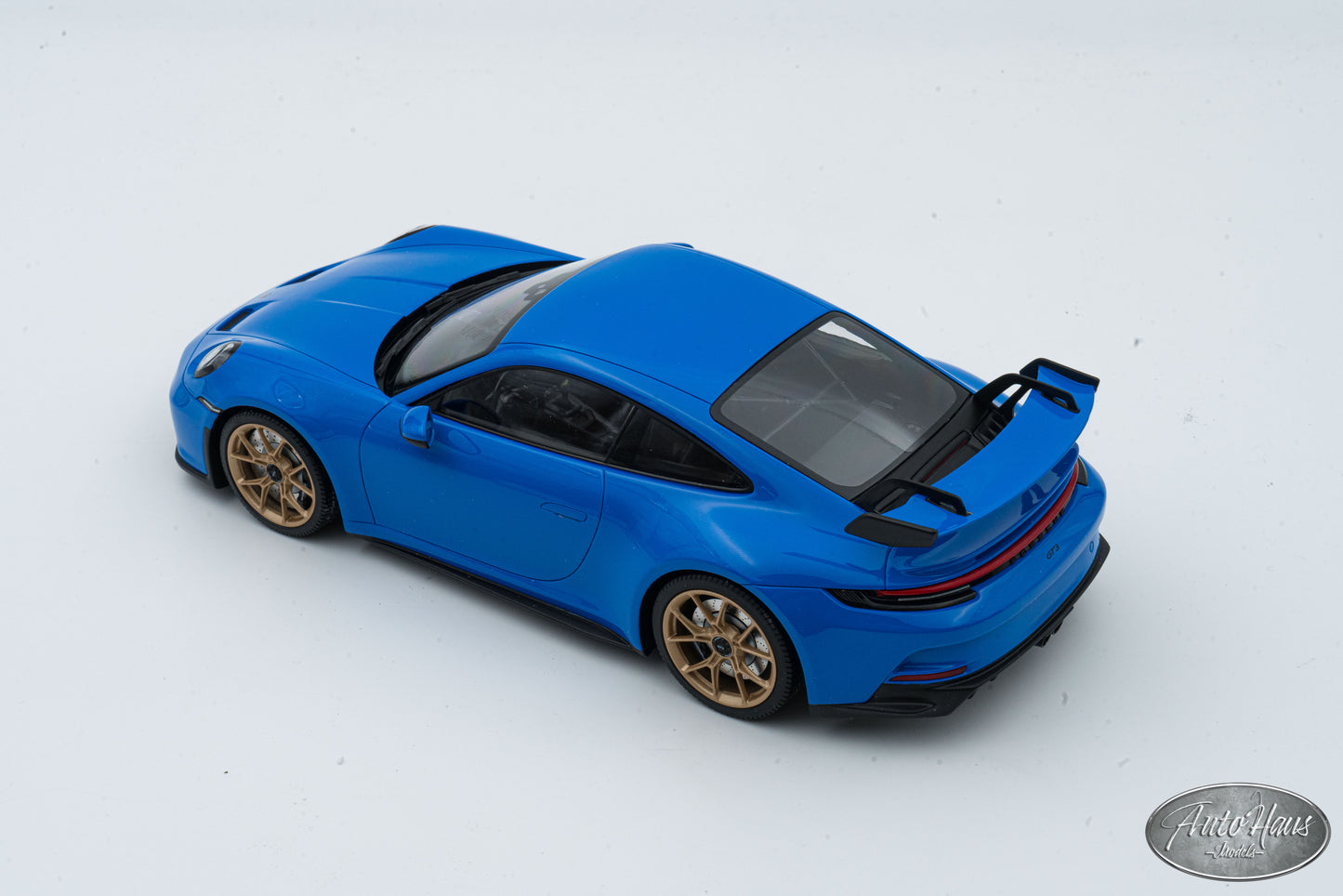 1/18 Minichamps Porsche 911 (992) GT3 Shark Blue with Bronze Wheels