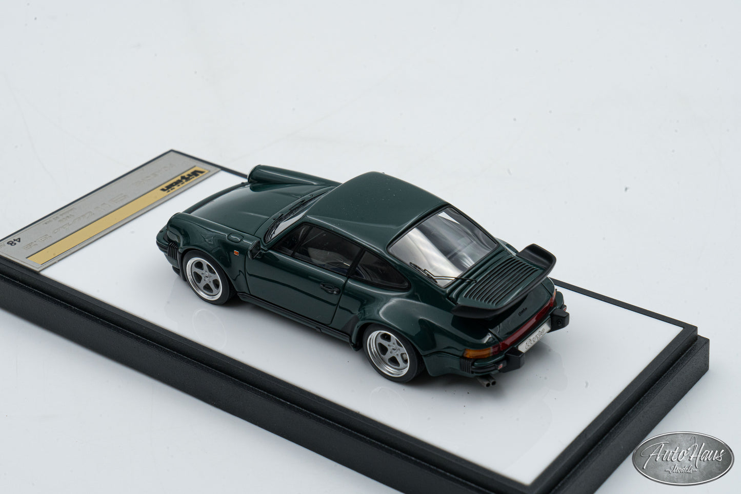 1/43 Make Up 1988 Porsche 911 (930) Turbo 3.3 Green