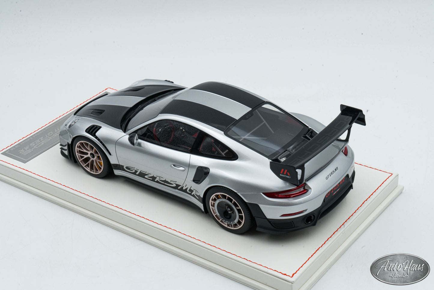 1/18 Dino Models Porsche 911 GT2 RS MR Chalk Silver