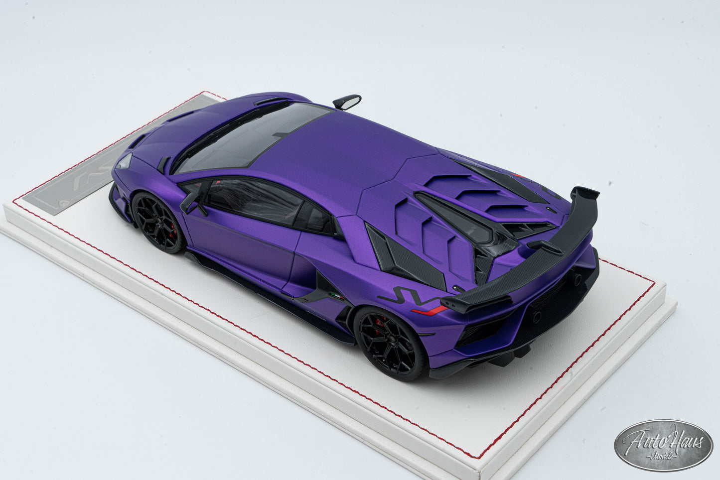 1/18 Davis & Giovanni Lamborghini Aventador SVJ Matt Purple