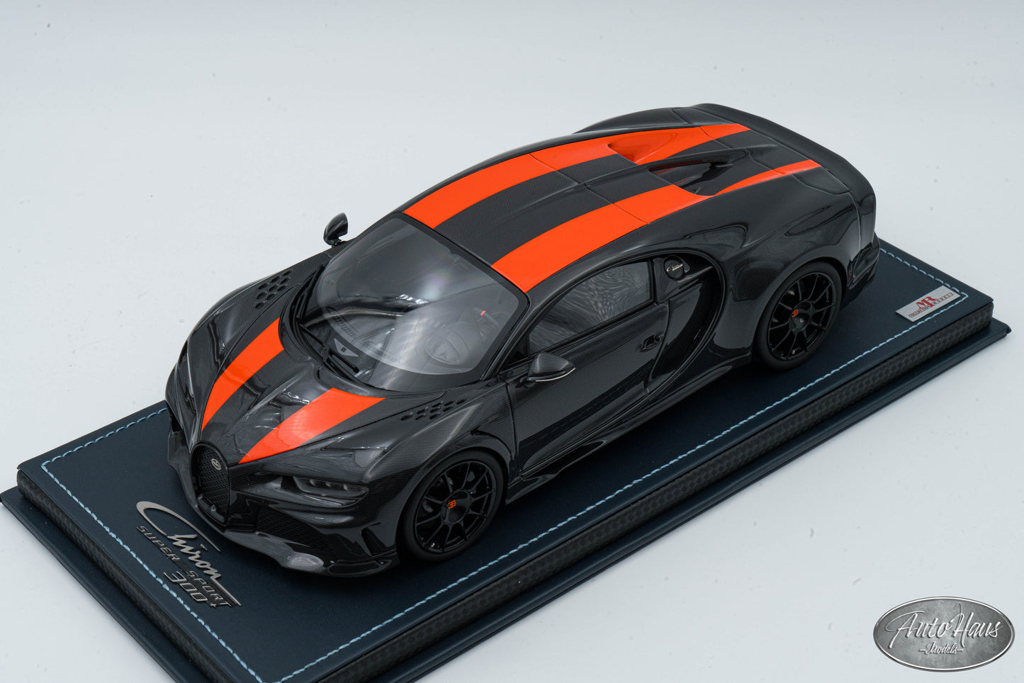 1/18 MR Collection Bugatti Chiron Super Sport 300+ Launch Version BUG012