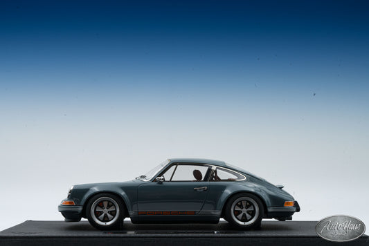 1/18 Make UP Singer Porsche 911 (964) Coupe Gray