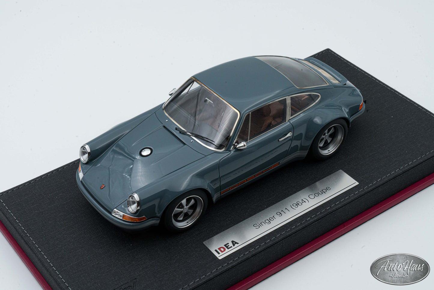 1/18 Make UP Singer Porsche 911 (964) Coupe Gray