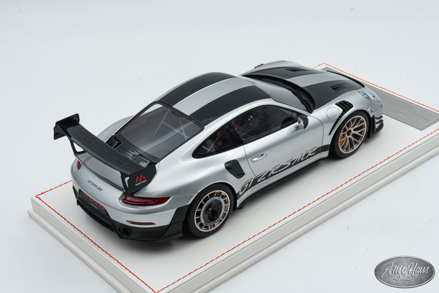 1/18 Dino Models Porsche 911 GT2 RS MR Chalk Silver