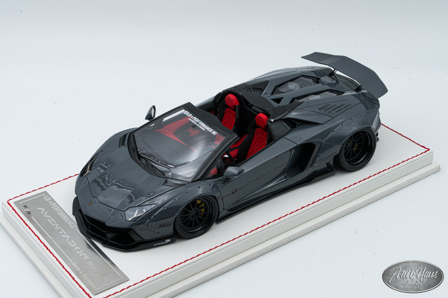 1/18 Davis & Giovanni LB Performance Lamborghini Aventador Gray