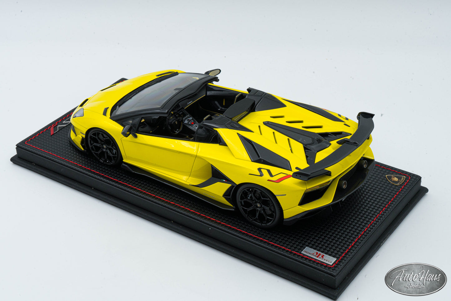 1/18 MR Collection Lamborghini Aventador SVJ Roadster Yellow