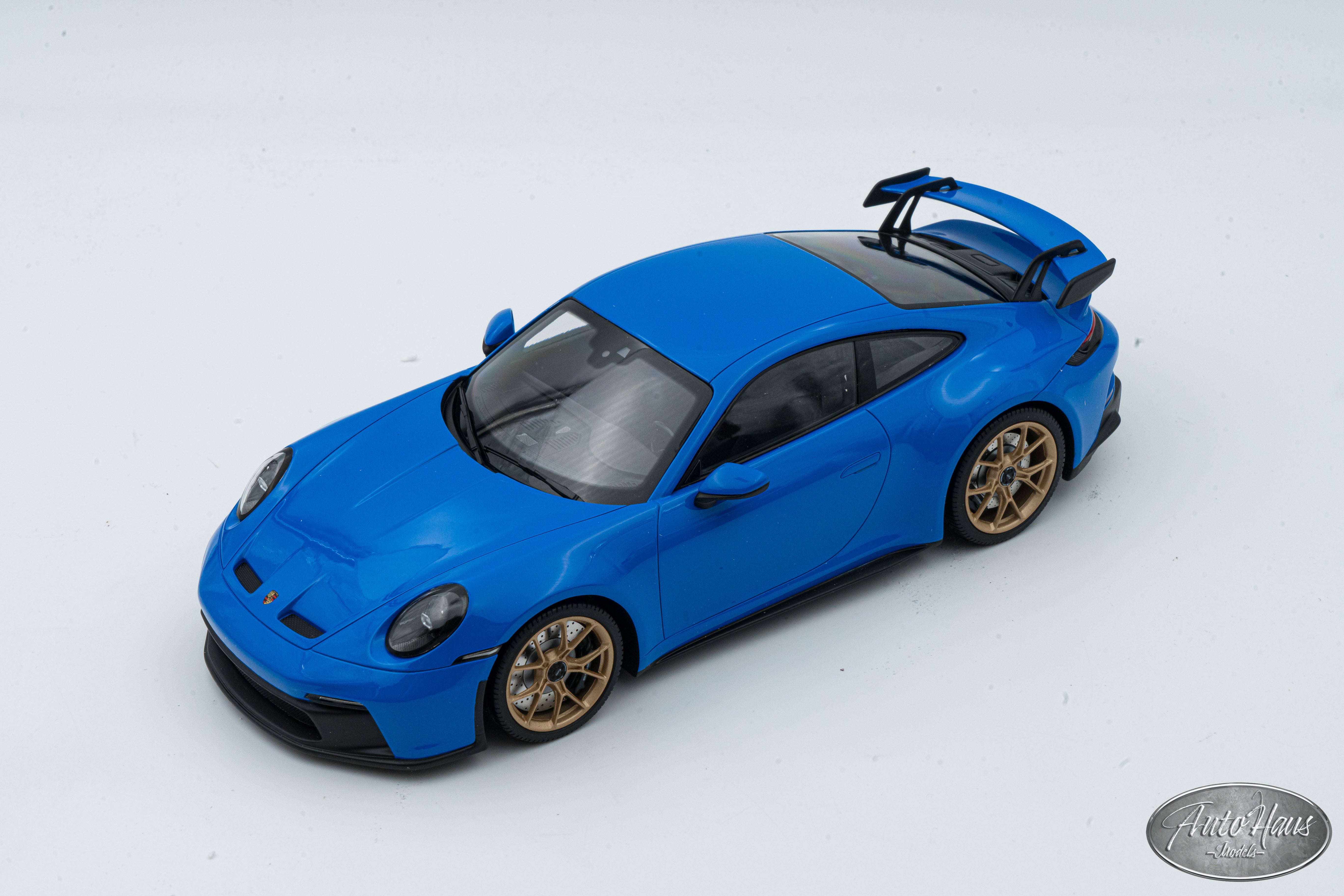 1/18 Minichamps Porsche 911 (992) GT3 Shark Blue with Bronze Wheels –  AutoHaus Models