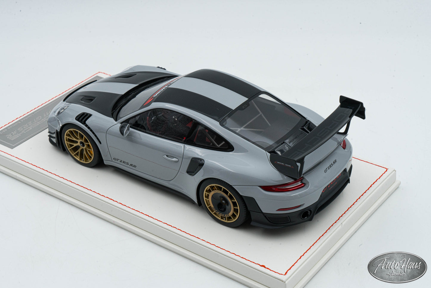 1/18 Dino Models Porsche 911 GT2 RS MR Chalk Gray