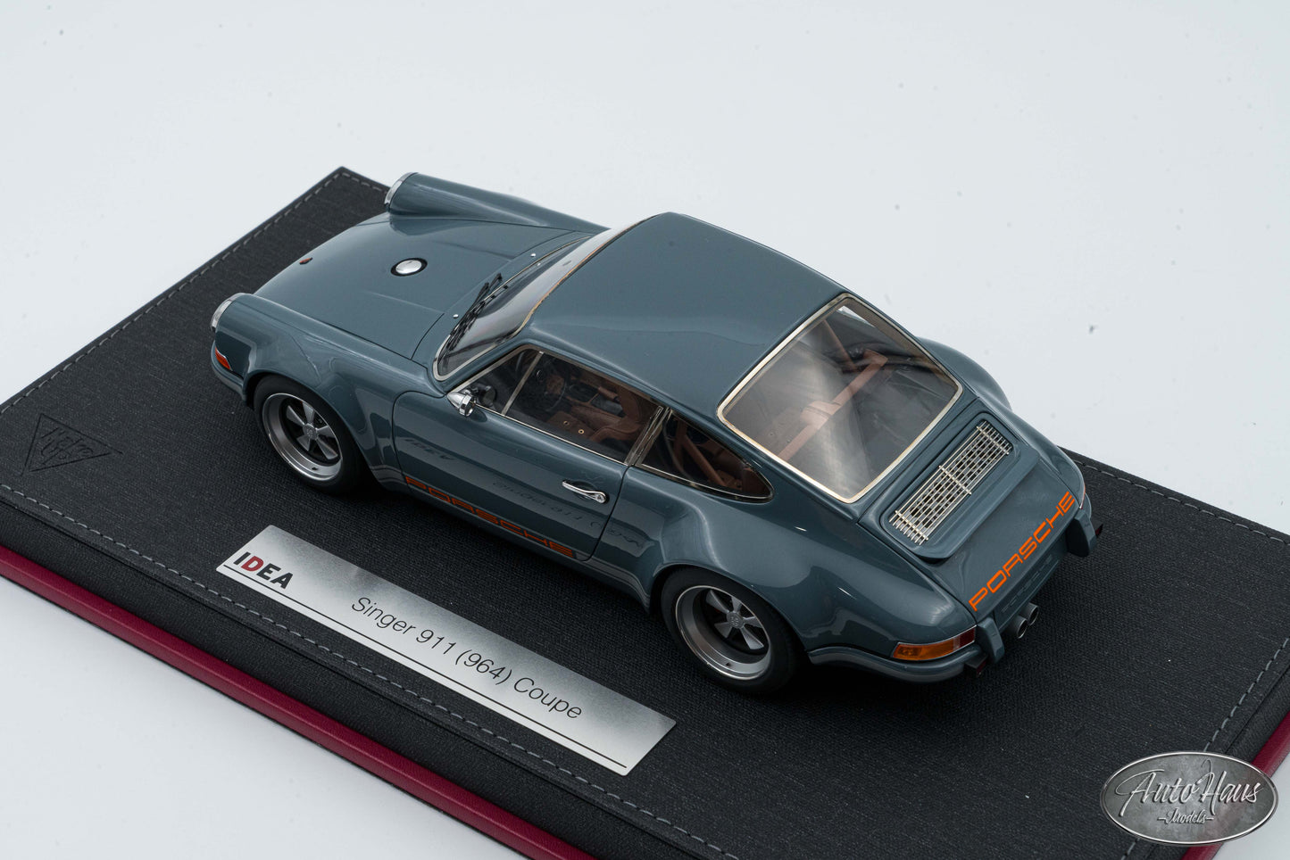 1/18 Make UP Singer Porsche 911 (964) Coupe Gray