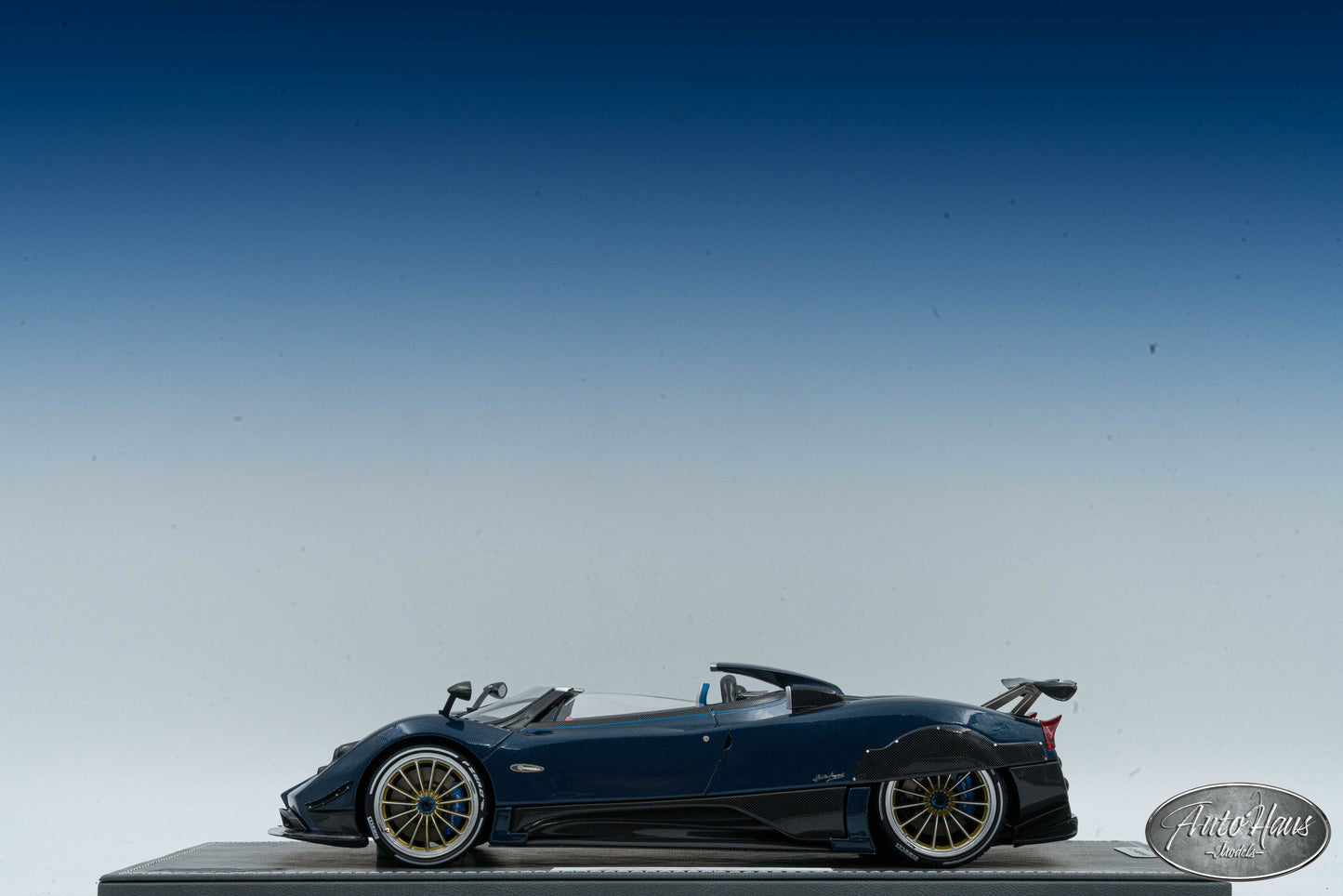 1/18 BBR Pagani Zonda Barchetta AMG Blue Carbon