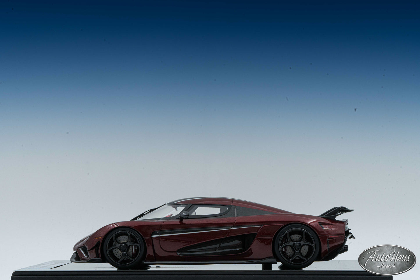 1/18 Frontiart Koenigsegg Regera Red Carbon