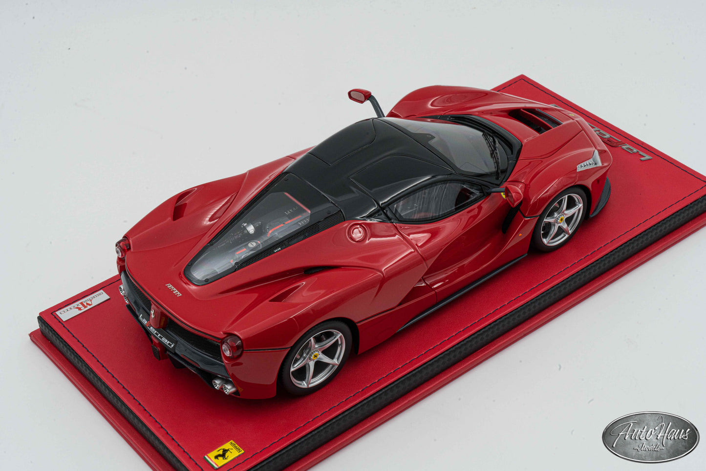 1/18 MR Collection Ferrari LaFerrari Coupe Rosso Corsa Red