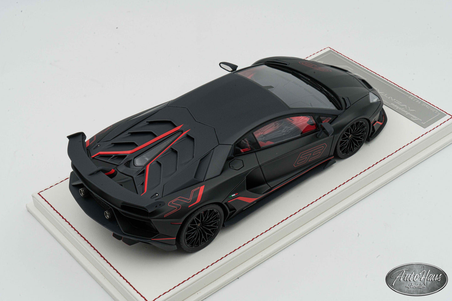 1/18 Davis & Giovanni Lamborghini Aventador SVJ Matt Black with Red Lines