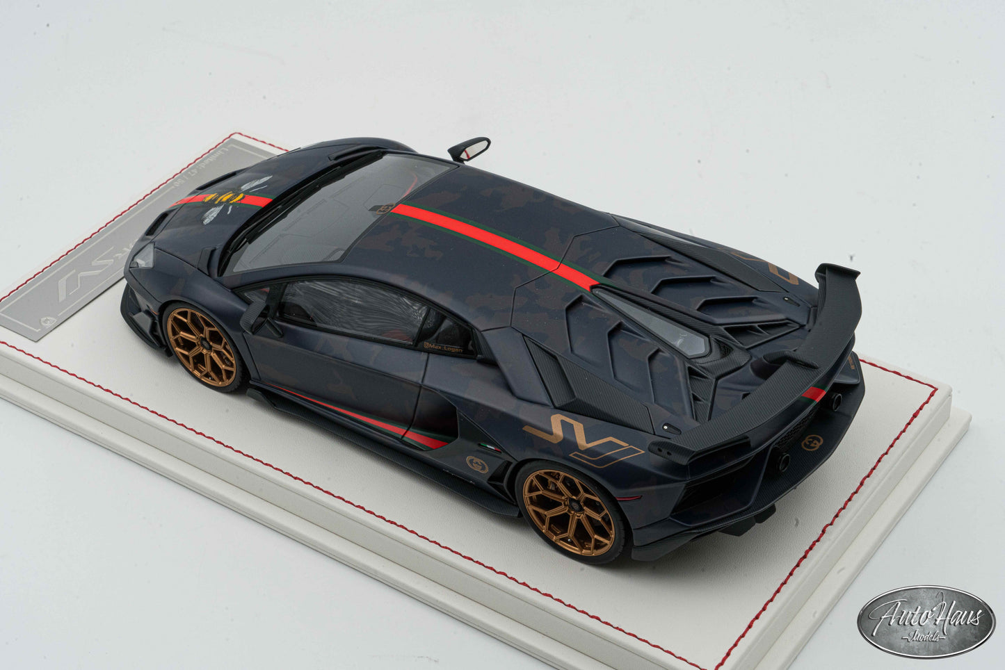 1/18 Davis & Giovanni Lamborghini Aventador SVJ Matt Black with Bronze Wheels