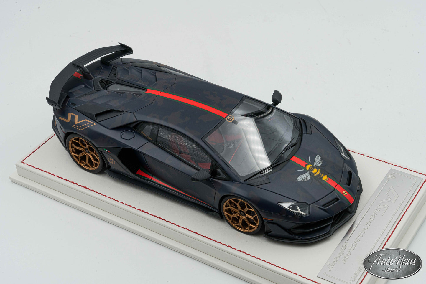 1/18 Davis & Giovanni Lamborghini Aventador SVJ Matt Black with Bronze Wheels