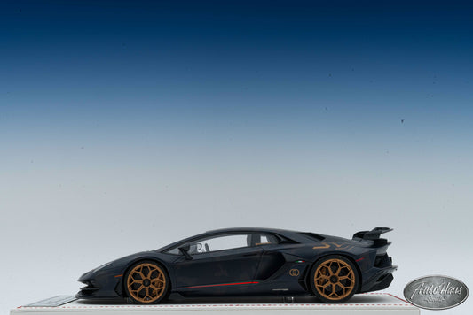 1/18 Davis & Giovanni Lamborghini Aventador SVJ Matt Black with Bronze Wheels