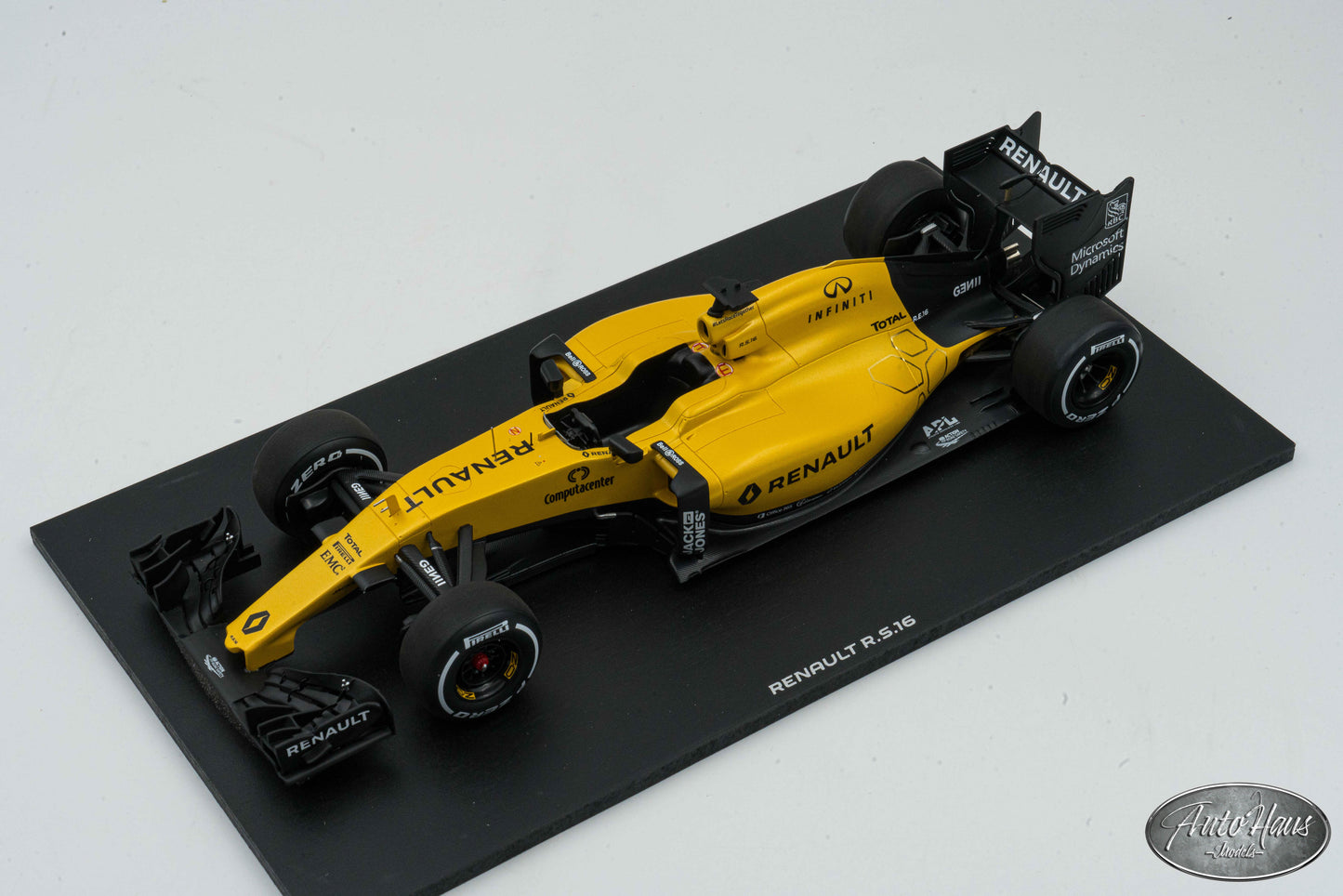 1/18 Spark 2016 Renault R.S.16 Formula One F1