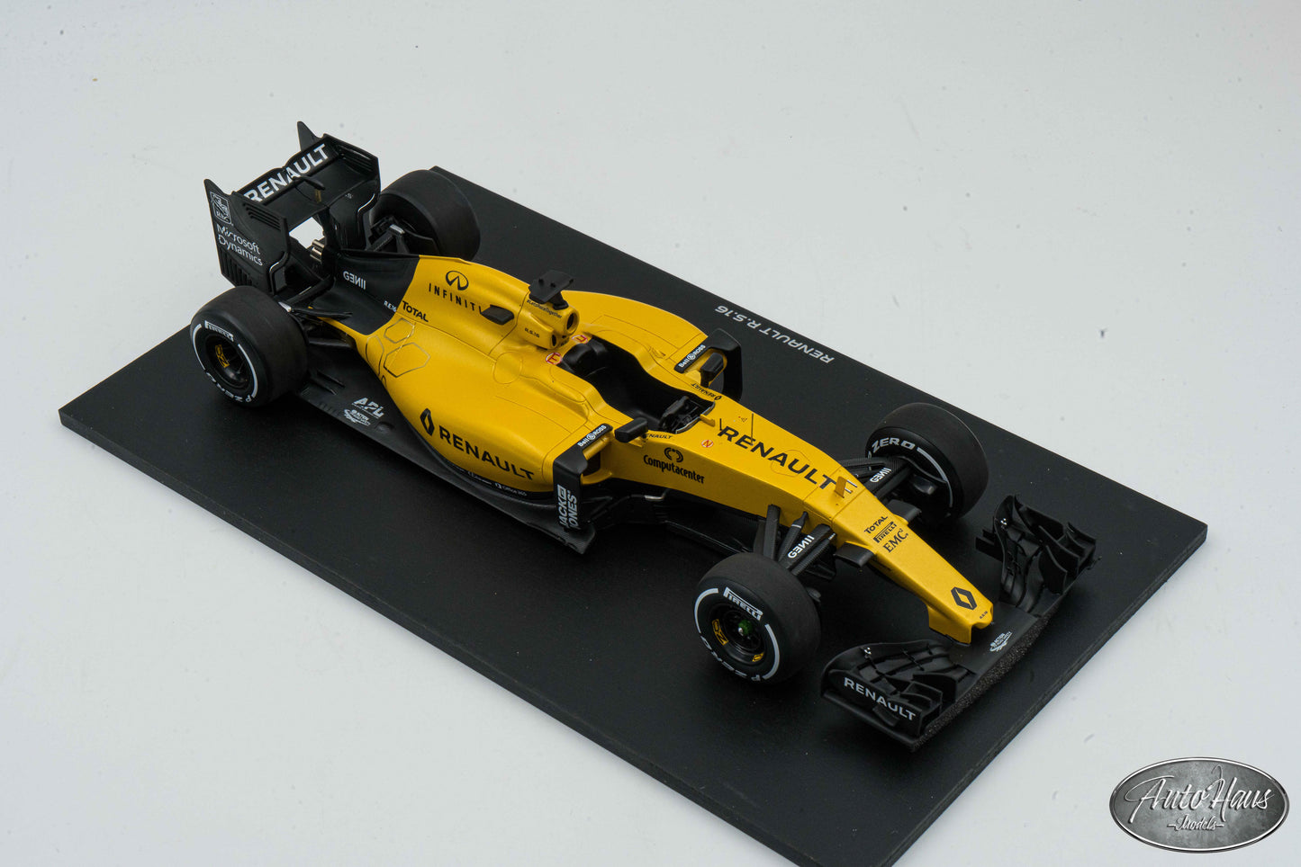 1/18 Spark 2016 Renault R.S.16 Formula One F1