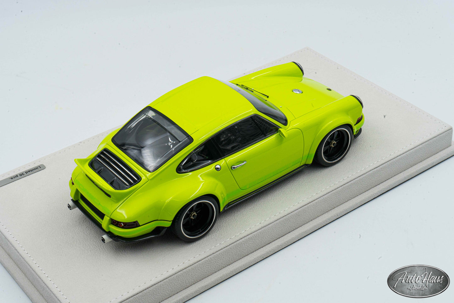 1/18 Make UP Singer DLS Porsche 911 Green