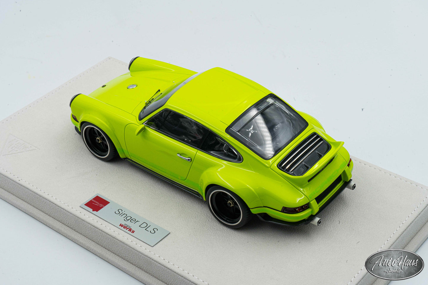 1/18 Make UP Singer DLS Porsche 911 Green