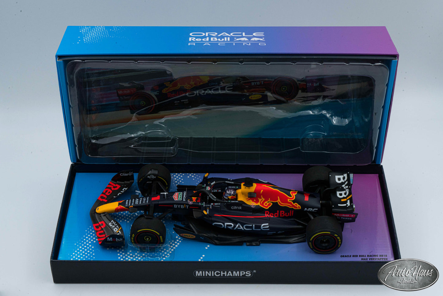 1/18 Minichamps Red Bull RB18 Max Verstappen Winner Miami GP 2022