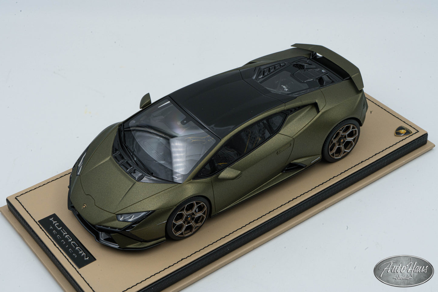 Copy of 1/18 MR Collection Lamborghini Huracan Tecnica Verde Gea Green