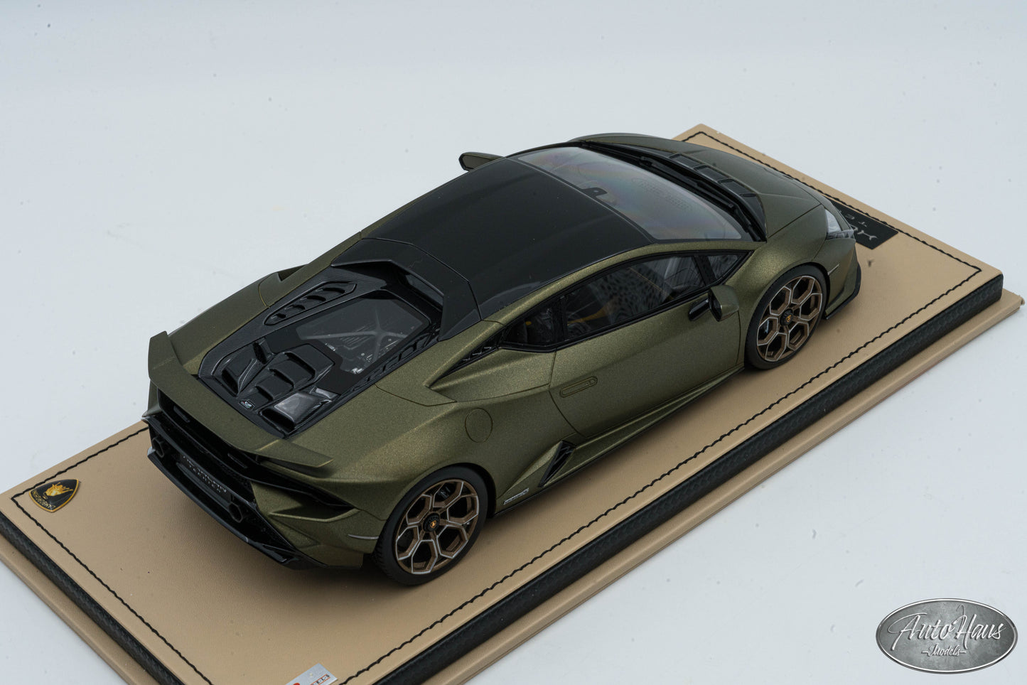 Copy of 1/18 MR Collection Lamborghini Huracan Tecnica Verde Gea Green