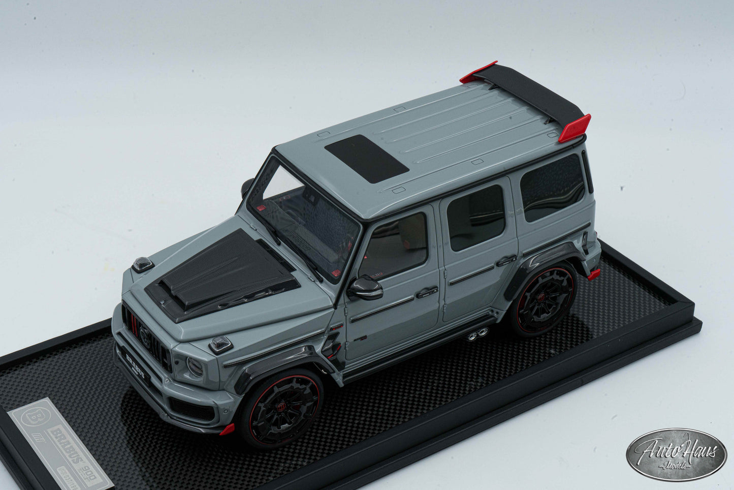 1/18 Motorhelix Brabus 900 Mercedes G63 Gray