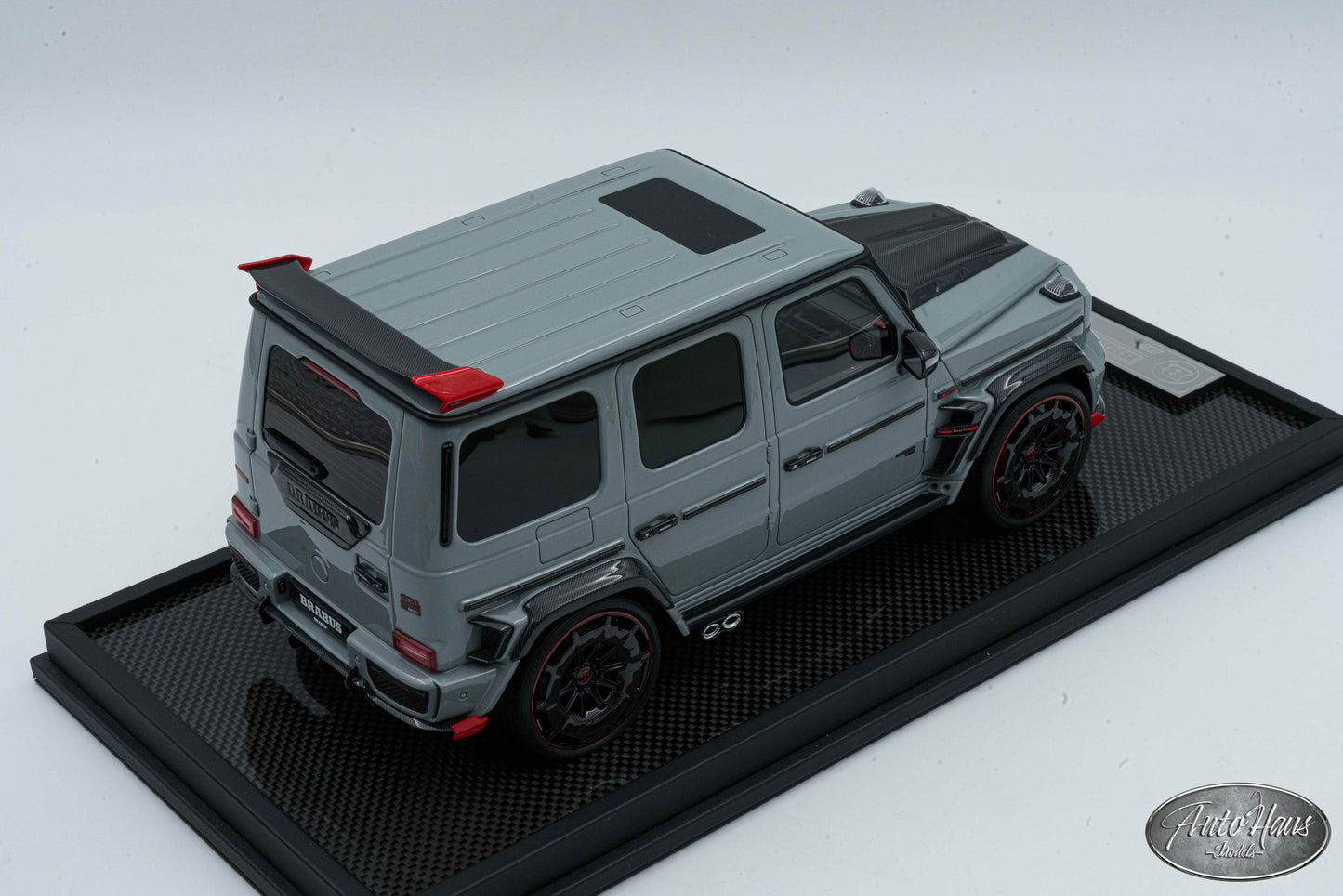 1/18 Motorhelix Brabus 900 Mercedes G63 Gray