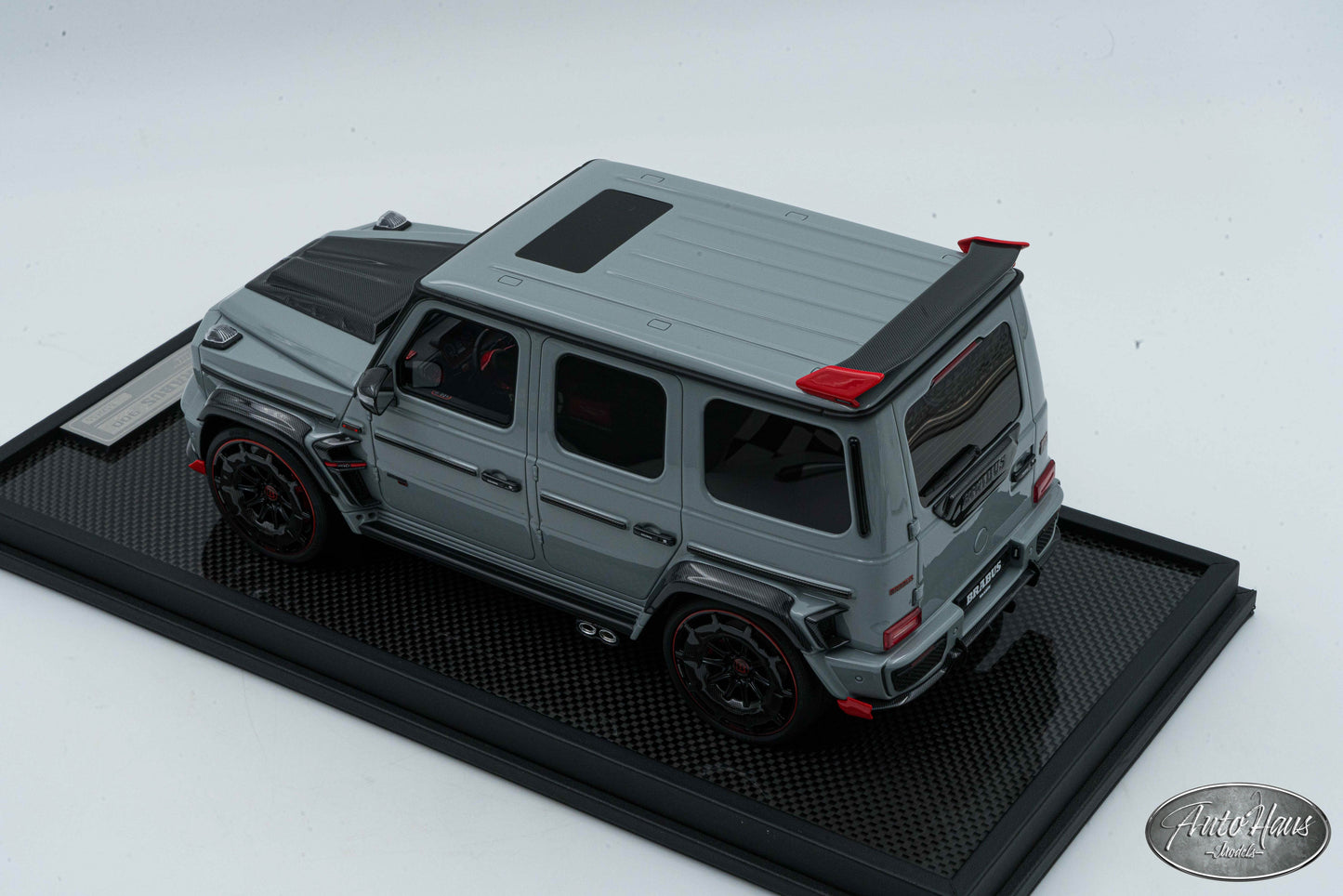 1/18 Motorhelix Brabus 900 Mercedes G63 Gray