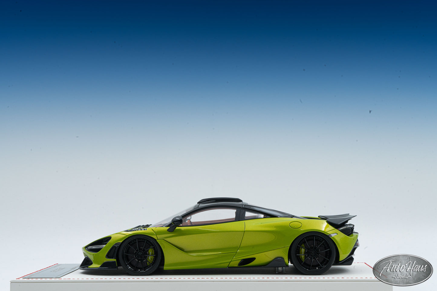 1/18 Davis & Giovanni Vorsteiner McLaren 720S Green