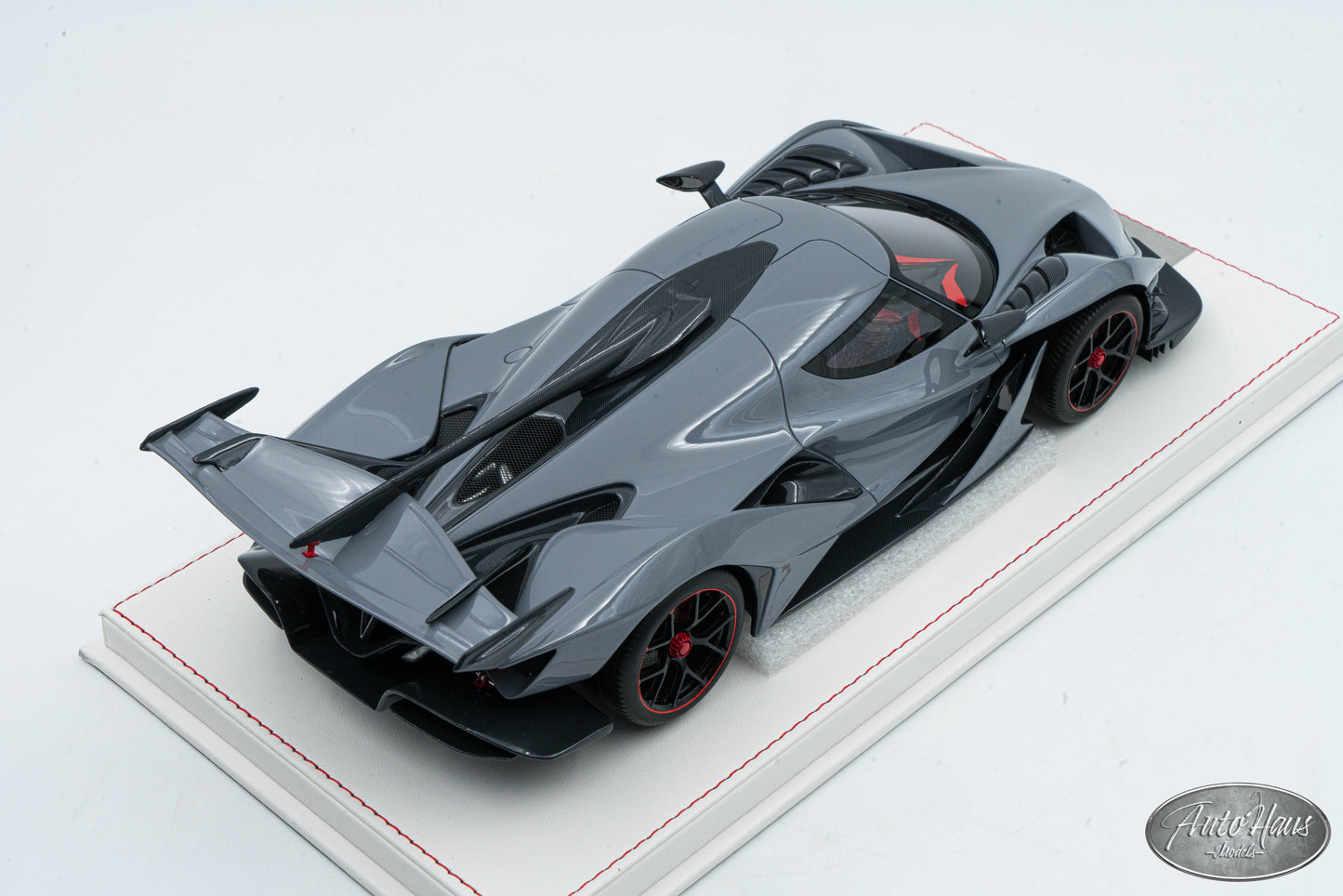 1/18 One Model Apollo IE Intense Emozione Gray