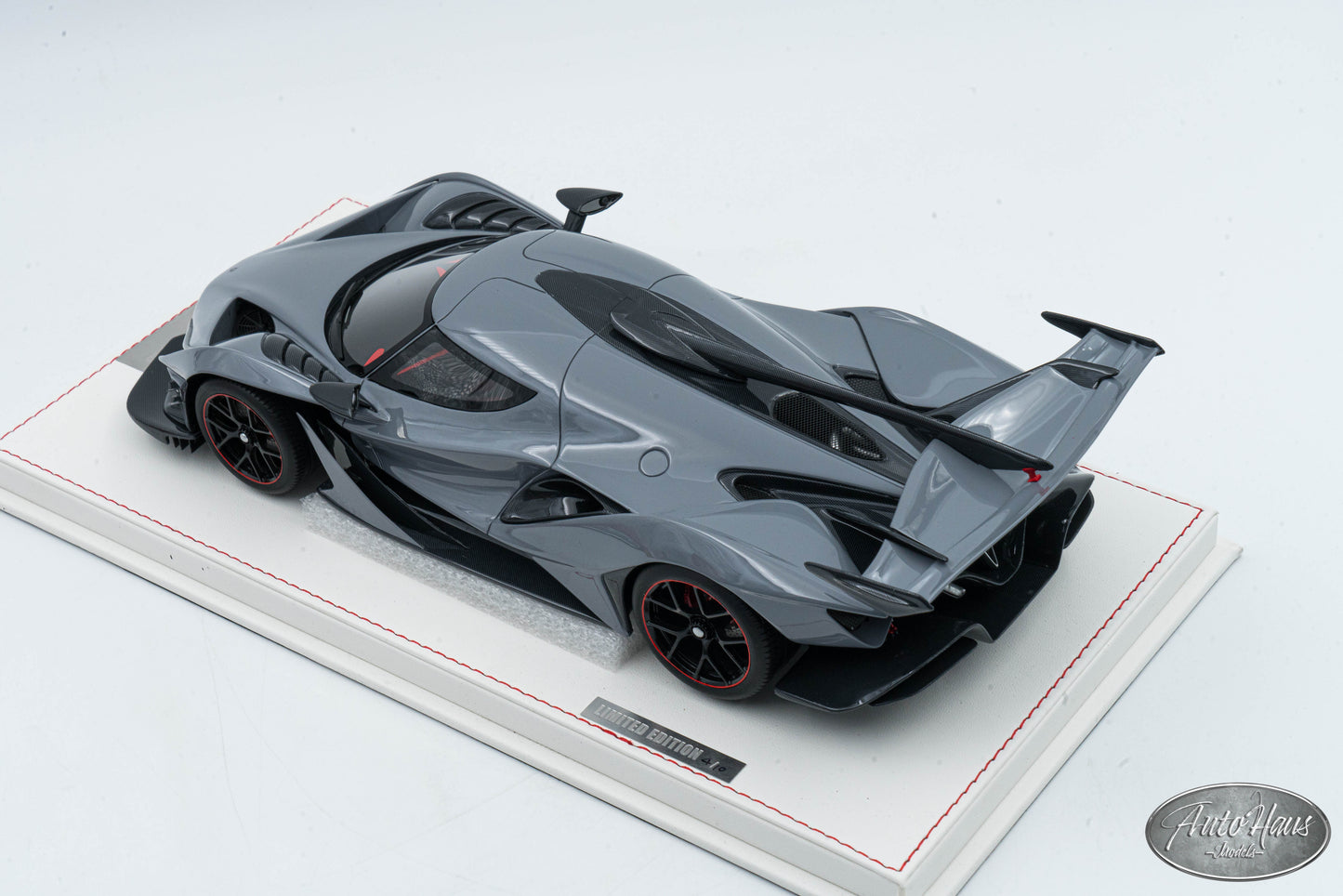 1/18 One Model Apollo IE Intense Emozione Gray