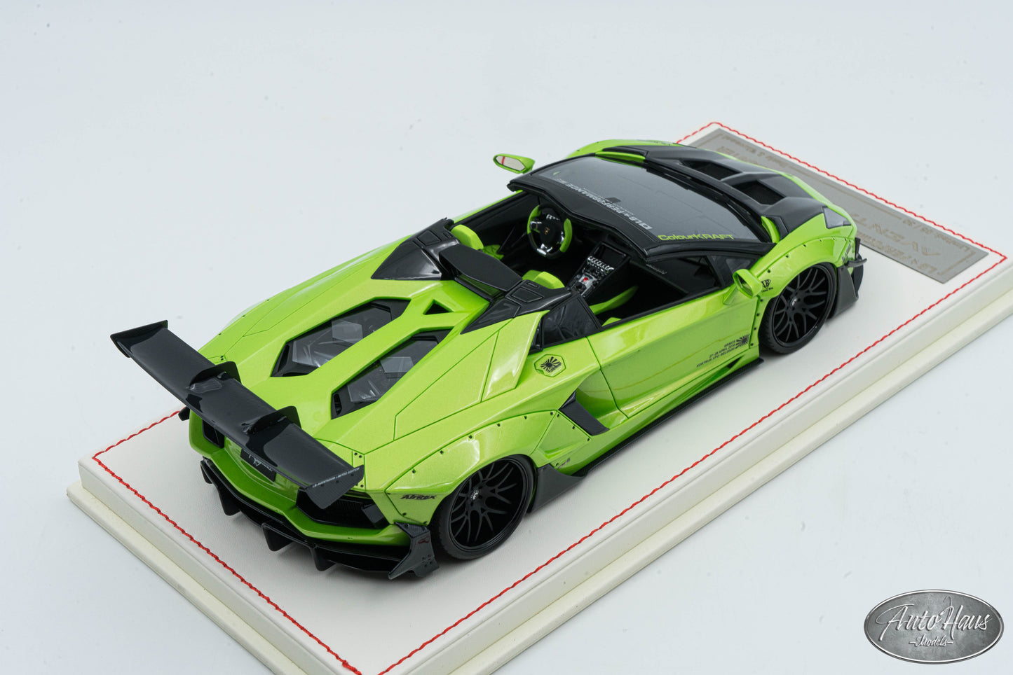 1/18 Davis & Giovanni LB Performance Lamborghini Aventador Roadster 2.0 Green