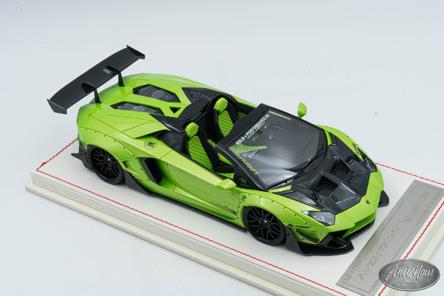 1/18 Davis & Giovanni LB Performance Lamborghini Aventador Roadster 2.0 Green