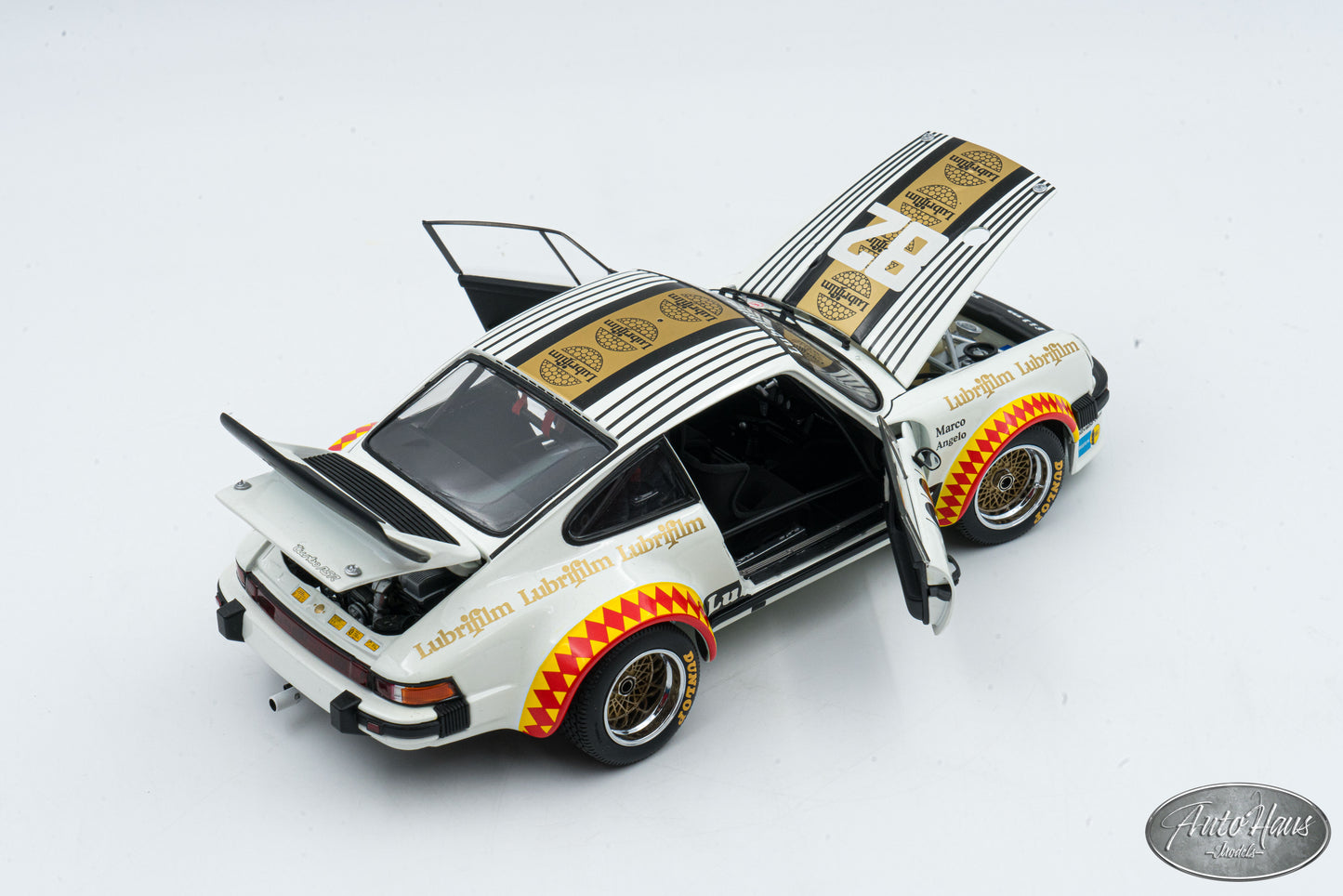 1/18 Exoto 1979 Porsche 934 RSR Le Mans #82 Lubrifilm