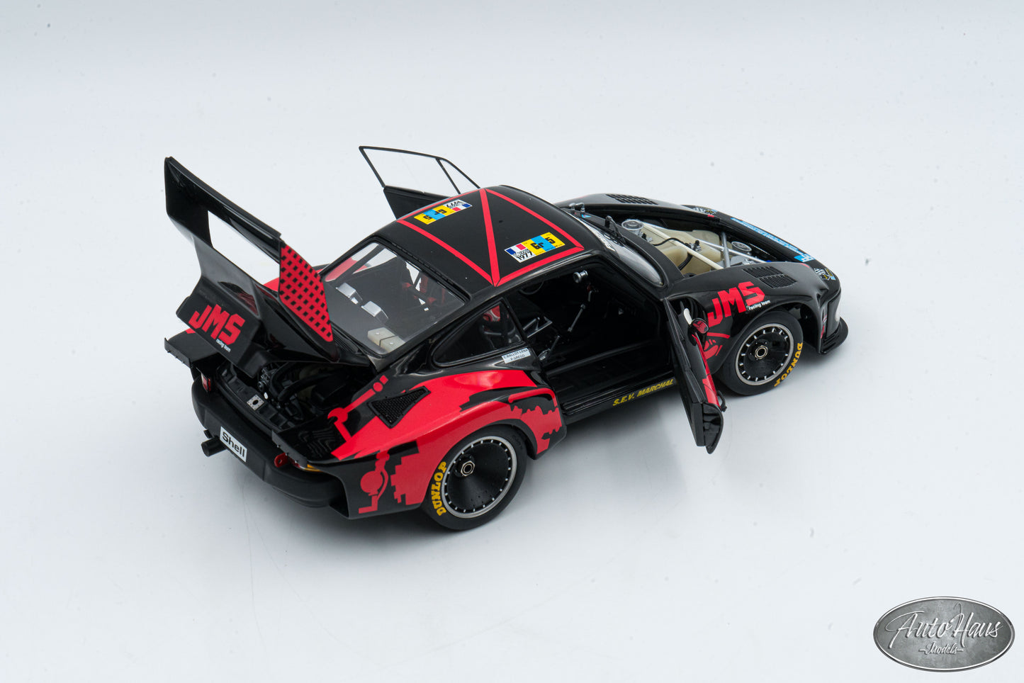 1/18 Exoto 1977 Porsche 935 le Mans #40 Black