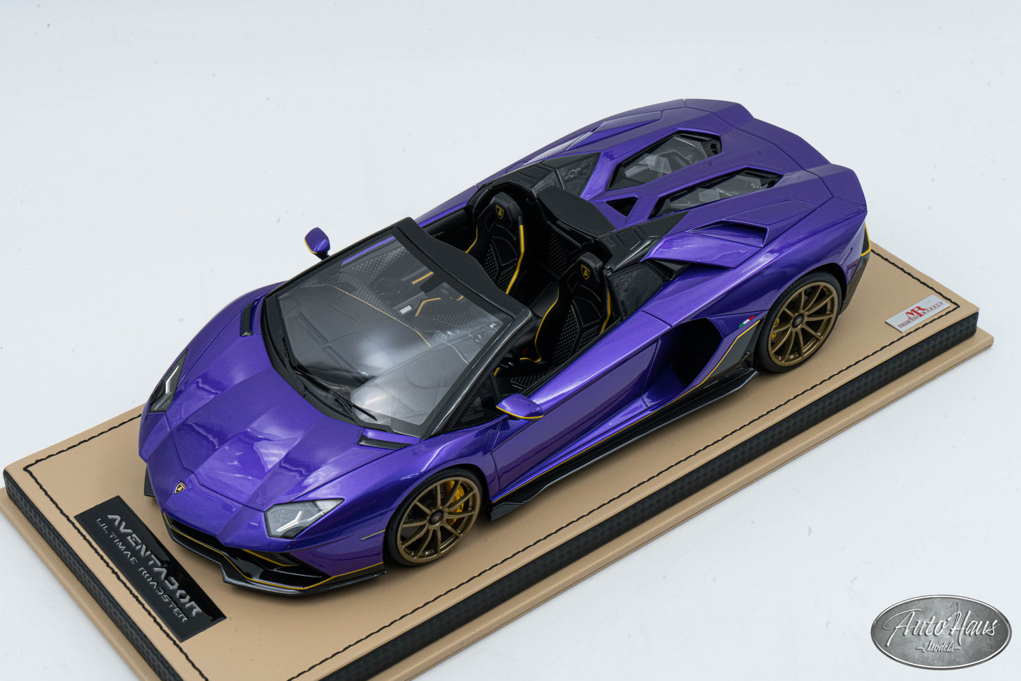1/18 MR COLLECTION Lamborghini Aventador LP700 Bleu Balboni Rayure Base 1/18 MR COLLECTION Lamborghini Aventador LP700 Bleu Balboni Rayure Base