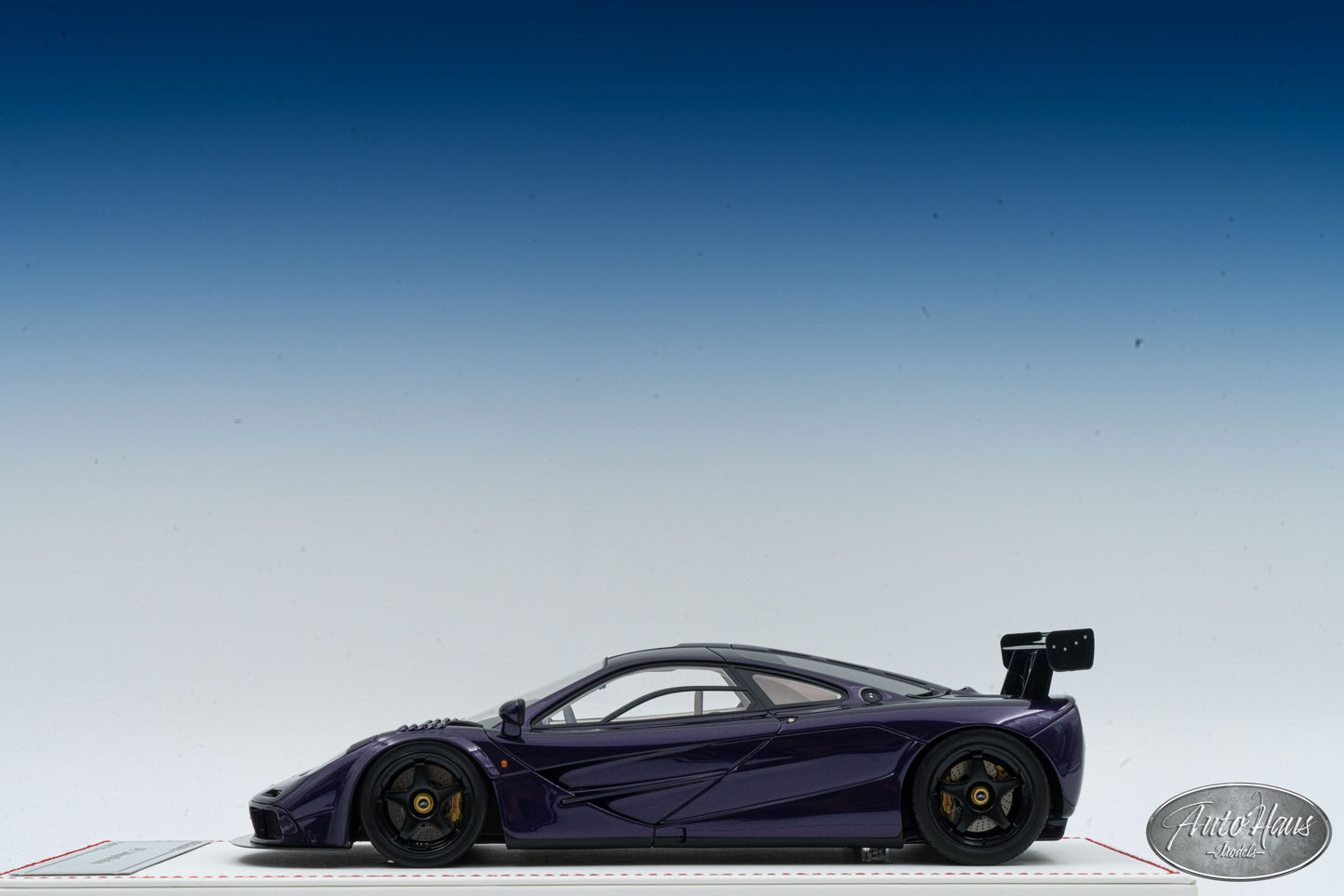 1/18 Davis & Giovanni McLaren F1 LM Specification Hong Kong Purple