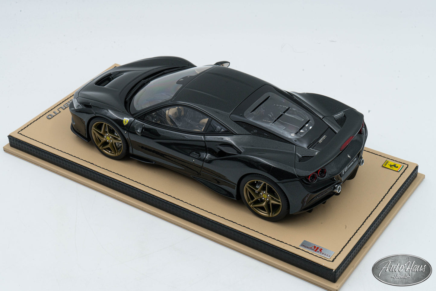 1/18 MR Collection Ferrari F8 Tributo Nero Daytona Black FE027SE3