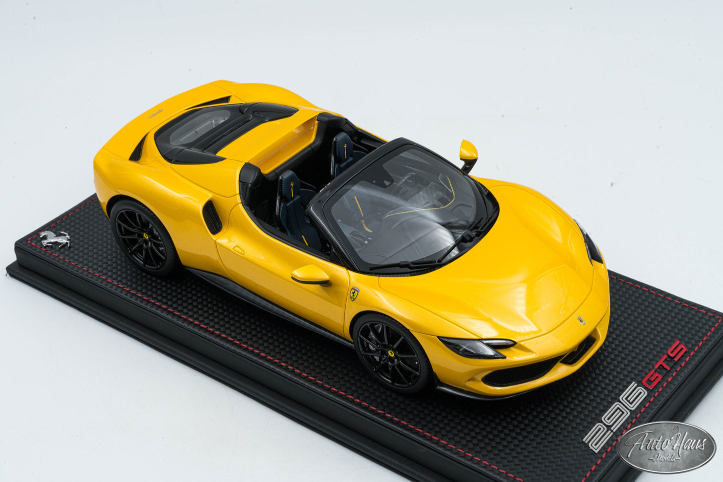 1/18 MR COLLECTION Ferrari 296 GTB Giallo Tristato Limited 99 1/18 MR COLLECTION Ferrari 296 GTB Giallo Tristato Limited 99