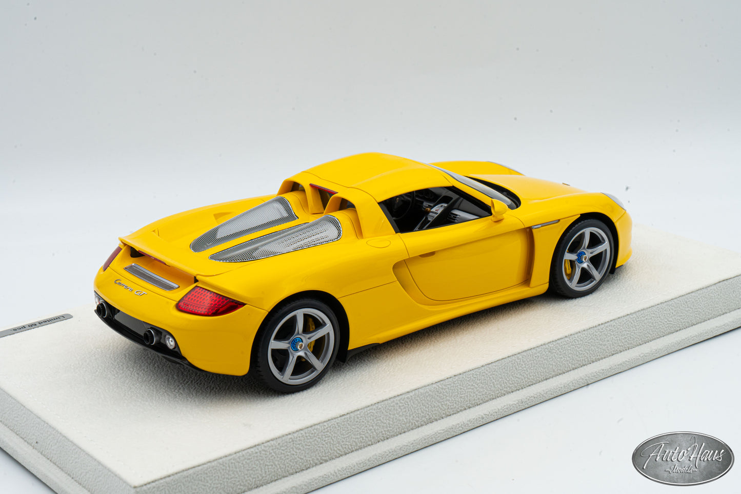 1/18 Make Up Porsche Carrera GT Gloss Yellow