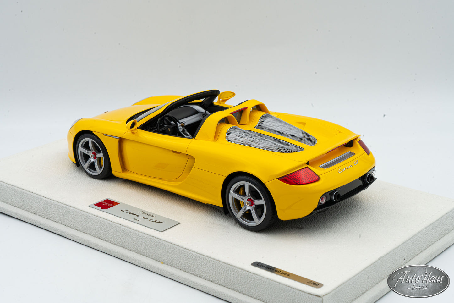 1/18 Make Up Porsche Carrera GT Gloss Yellow